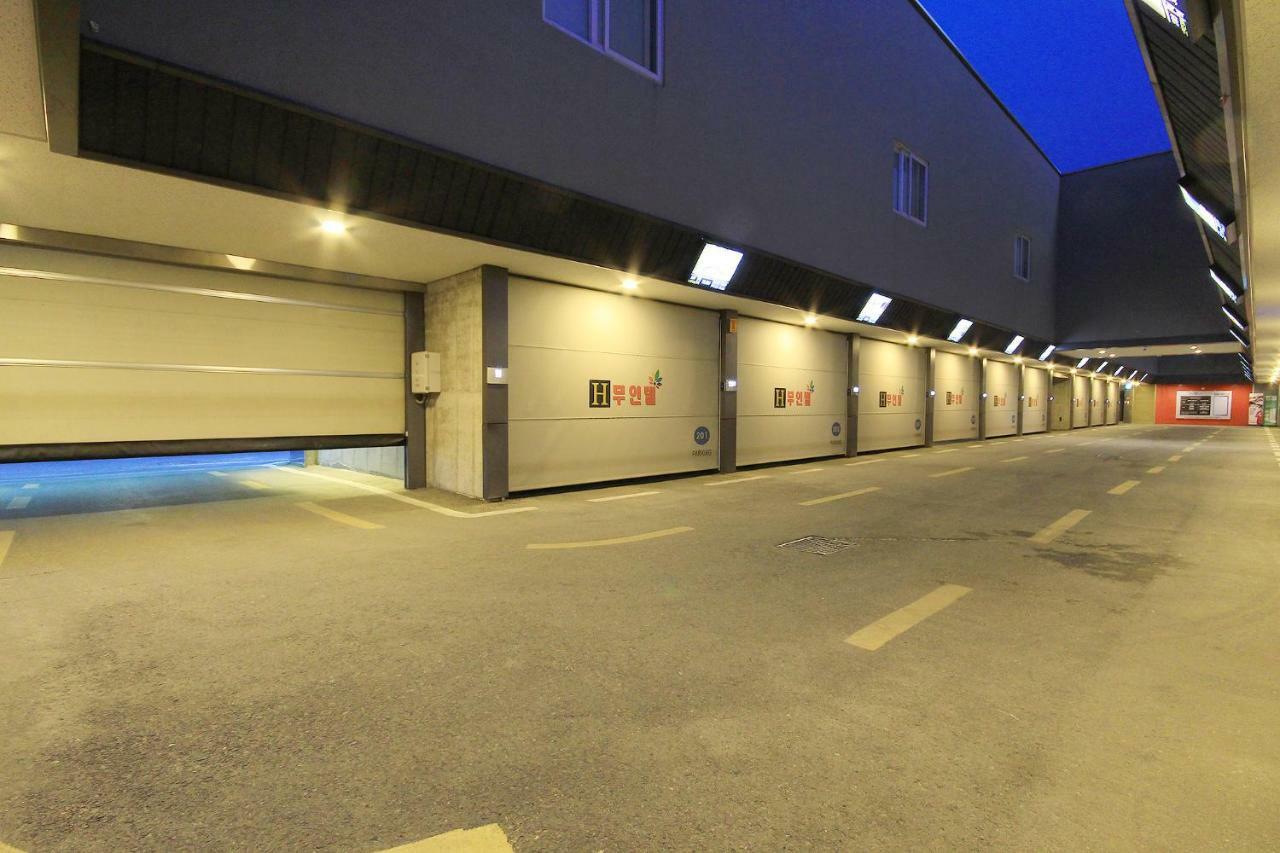 H Drive Hotel Iksan Экстерьер фото